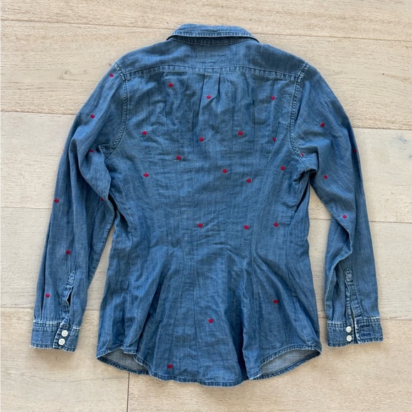 THE GREAT EMBROIDERED HEART BUTTON DOWN DENIM BLOUSE 2 - Picture 9 of 11